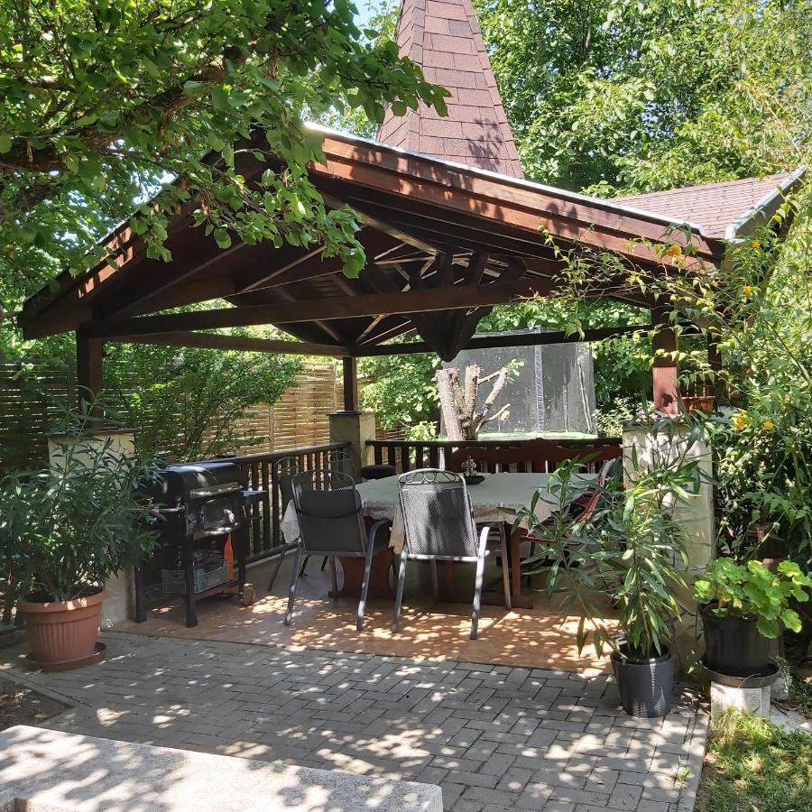 Melinda Nyaralohaz Apartment Balatonkenese Exterior foto