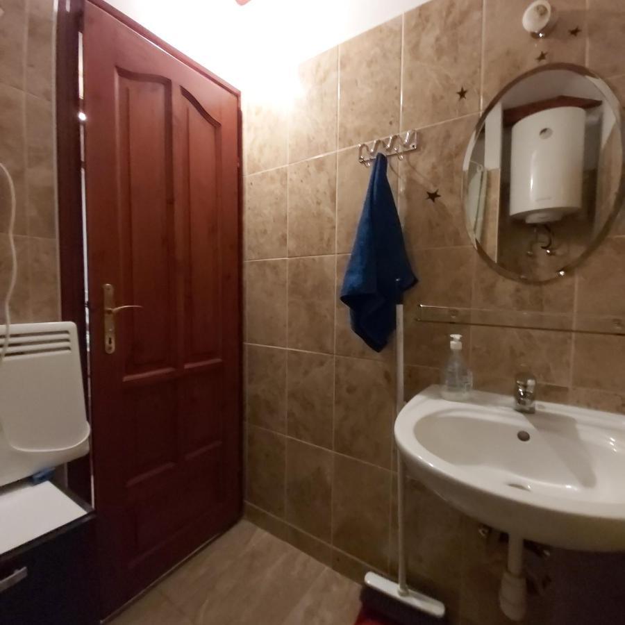 Melinda Nyaralohaz Apartment Balatonkenese Exterior foto